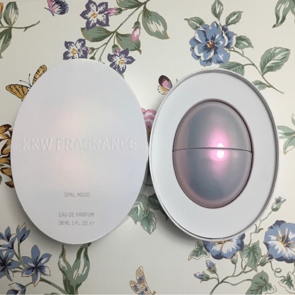 KKW Opal MOOD + ENERGY + DRIP Kim Kardashian Bundle - Picture 2 of 4